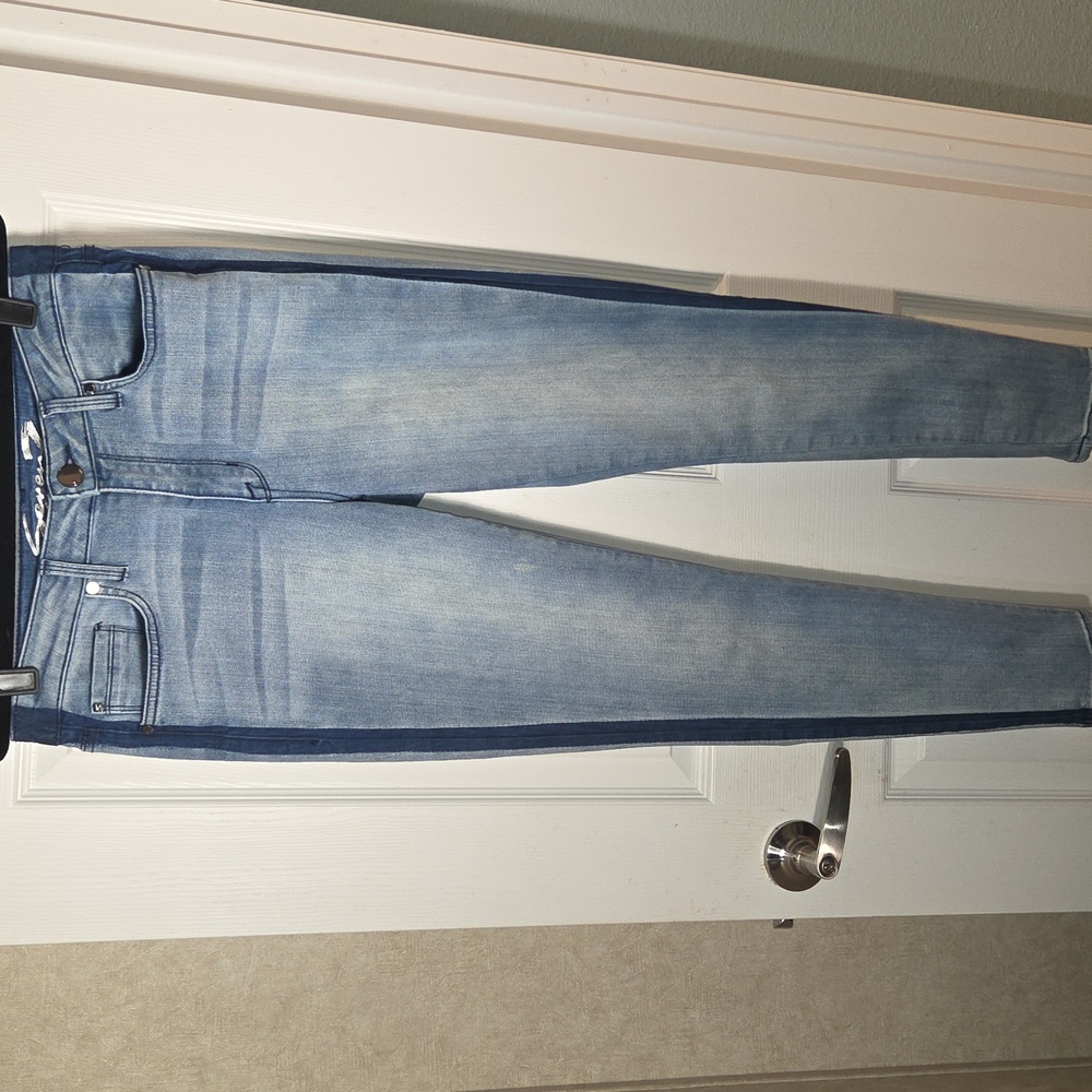 Seven7 Limied Edition Women's Mid Rise Skinny Blue Jeans Size 8